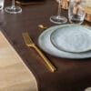 Tafelloper leatherlook sfeer