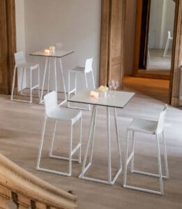 Linea Party met barkruk Milton