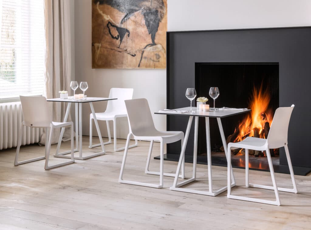 Linea Dinner met Milton stoel