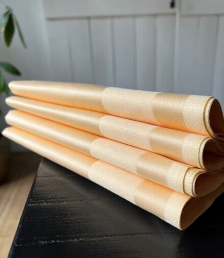 Damast - Servetten Geel met satijnband 50 x 50 cm (4 stuks)