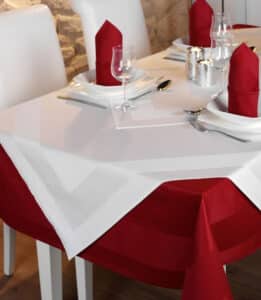 Tafelkleed Damast bordeaux